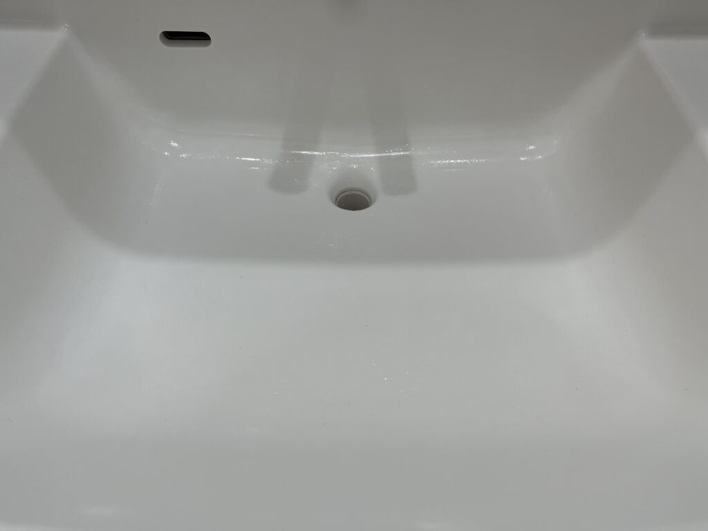 洗面台 掃除後 ピカピカ