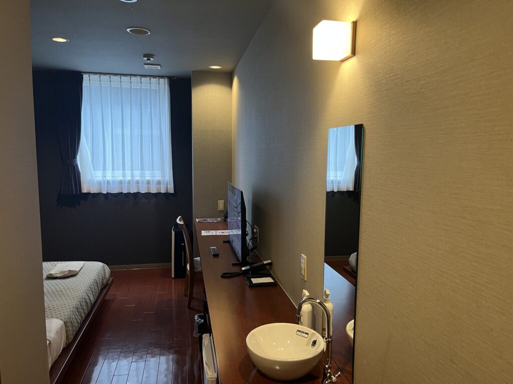 クインテッサホテル福岡渡辺通 客室 セミダブル