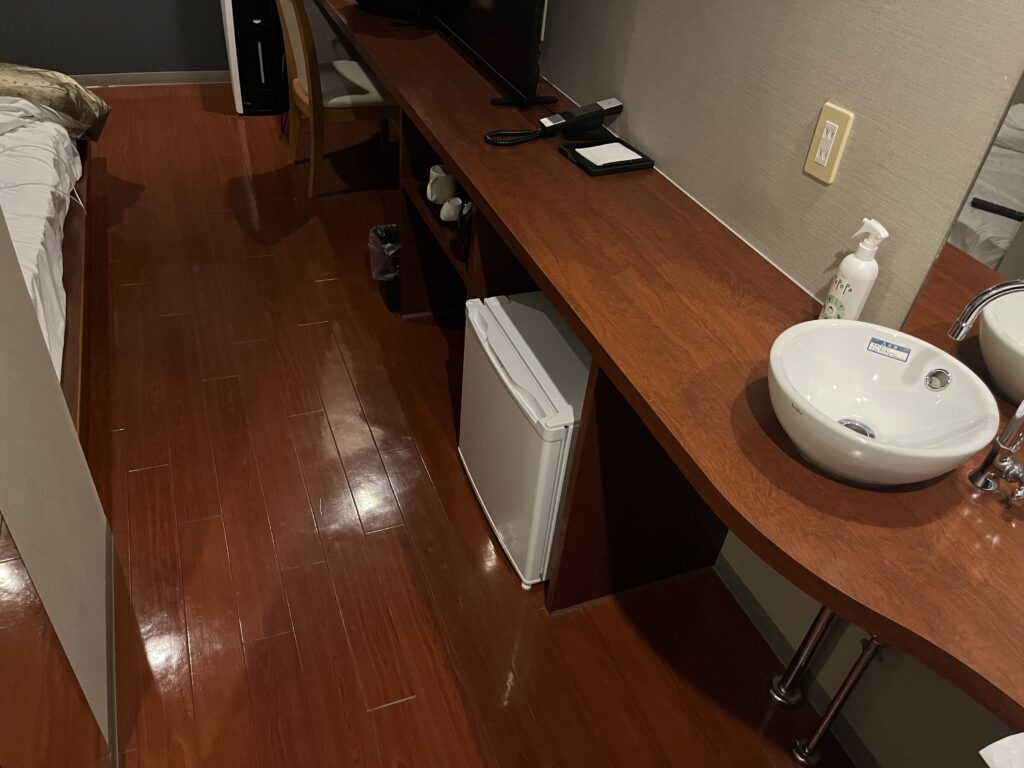 クインテッサホテル福岡渡辺通 ベッドサイド コンセント