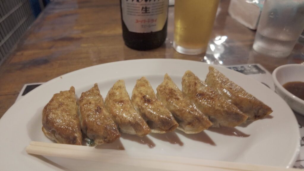 安兵衛 餃子 高知 一人旅