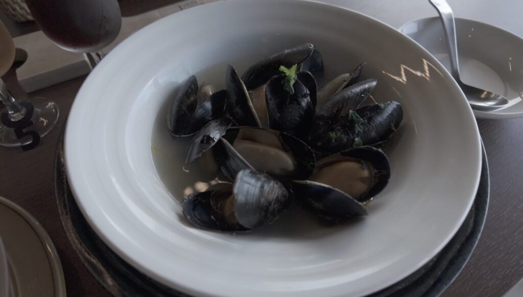 ムール貝のビール蒸し South Horizon Brewing 高知
