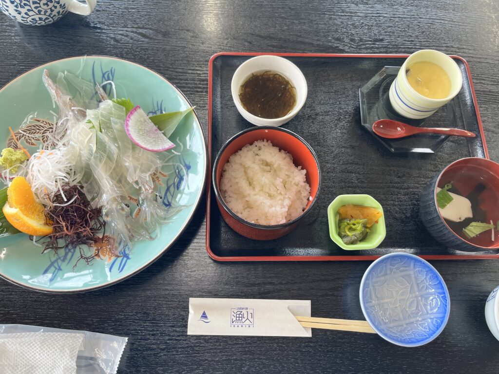 呼子　イカ　活き造り　漁火