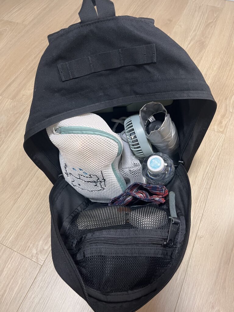 18L リュック 1泊2日 中身 パッキング