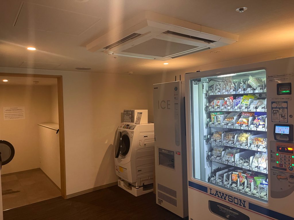 倉敷アイビースクエア 自販機 ランドリー 製氷機