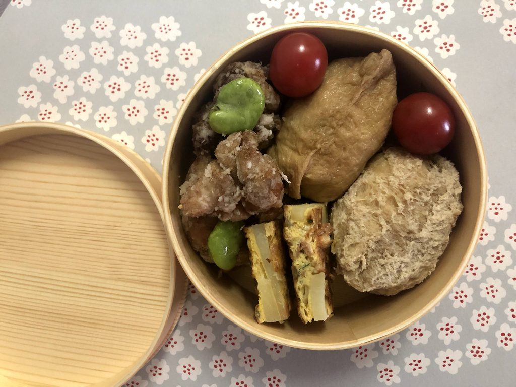 曲げわっぱ 仕切りを外して詰めた状態